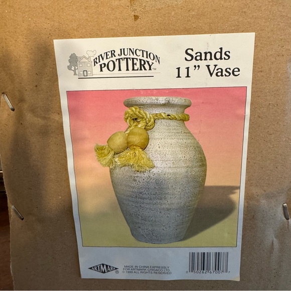 RIVER JUNCTION POTTERY - SANDS - 11” VASE - new in box - Picture 3 of 8